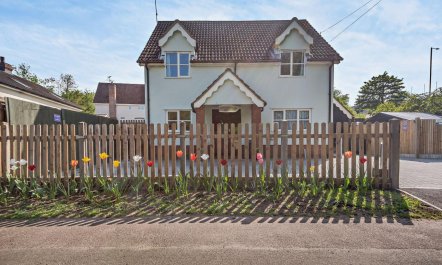 4 Bed in Woodbridge 1