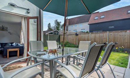 4 Bed in Woodbridge 3