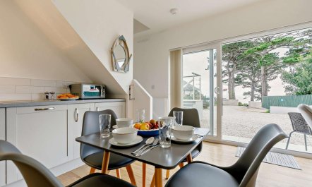 2 Bed in Carlyon Bay 2