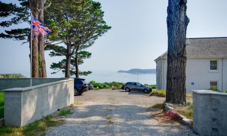 2 Bed in Carlyon Bay 9