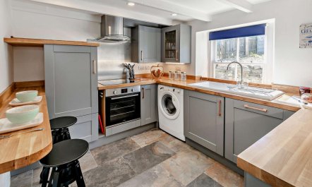 3 Bed in St. Austell 7