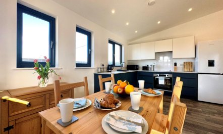 2 Bed in Widemouth Bay 4