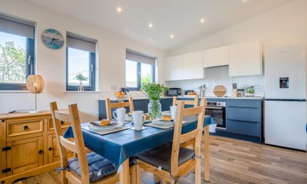 2 Bed in Widemouth Bay 8