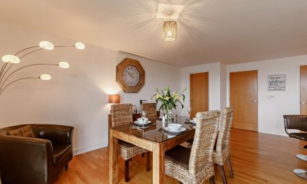 2 Bed in Praa Sands 8