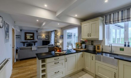 3 Bed in Newton-by-the-Sea 5