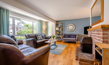 4 Bed in St. Levan 1