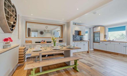 4 Bed in St. Levan 3