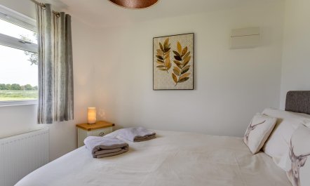 2 Bed in Welney 8