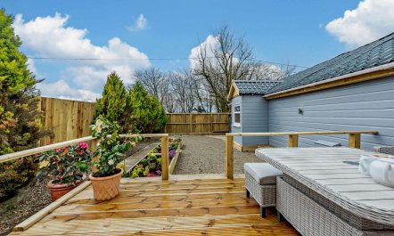 1 Bed in Cynwyl Elfed