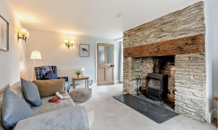 3 Bed in Lee 8