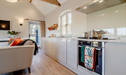 1 Bed in Market Weston 2