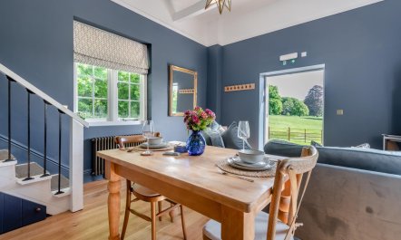 1 Bed in Tollard Royal 8