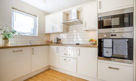 3 Bed in Christchurch 2