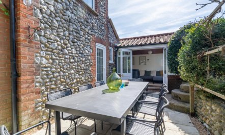 4 Bed in East Runton 5