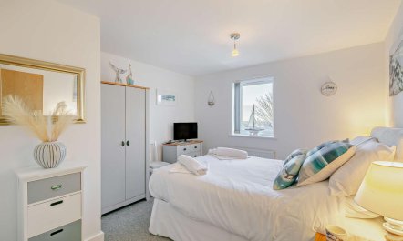 2 Bed in Carbis Bay 7