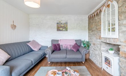 2 Bed in Broad Haven 2