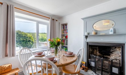 2 Bed in Broad Haven 5