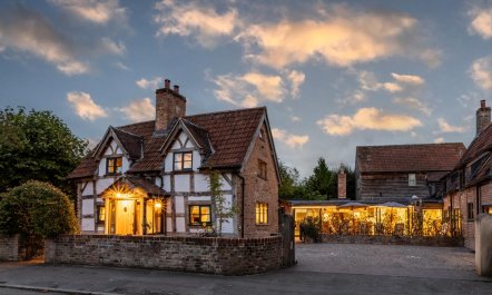 5 Bed in Frampton On Severn