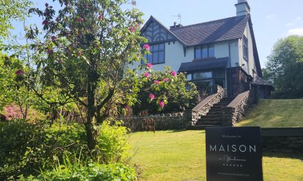 3 Bed in Bowness-on-Windermere 1