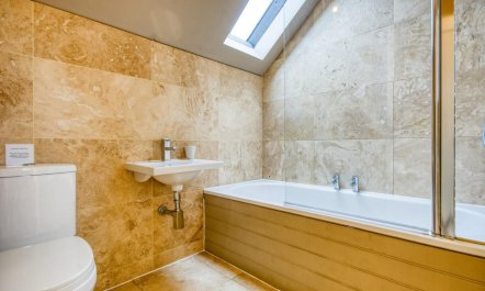 3 Bed in Hope Valley 3