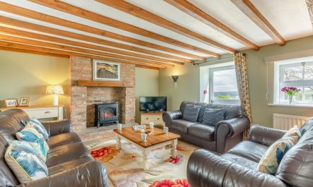 4 Bed in Easington 2