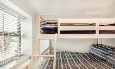 2 Bed in Broad Haven 9