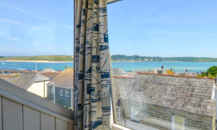 2 Bed in Padstow 1