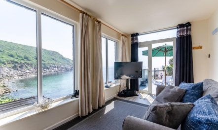 1 Bed in Lamorna 1