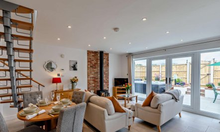 2 Bed in South Molton 1