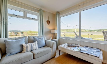 4 Bed in Llansteffan 8