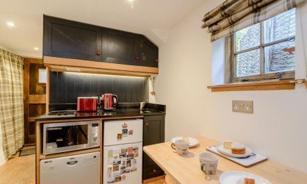 1 Bed in Blakeney 6