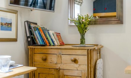 1 Bed in Blakeney 7