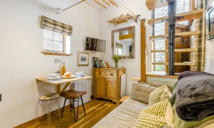 1 Bed in Blakeney 1