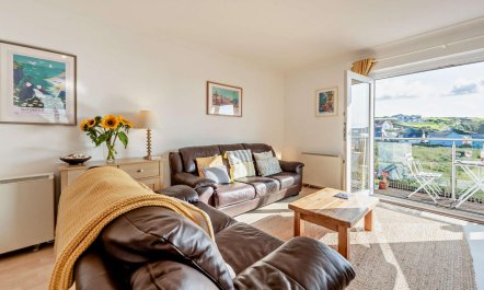 3 Bed in Broad Haven 3