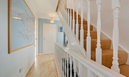 3 Bed in Broad Haven 8