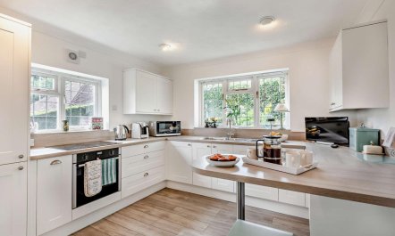 3 Bed in Lyme Regis 6