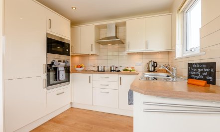 3 Bed in Christchurch 3