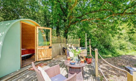 1 Bed in Treneglos 1