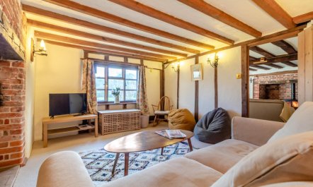 2 Bed in Dennington 6