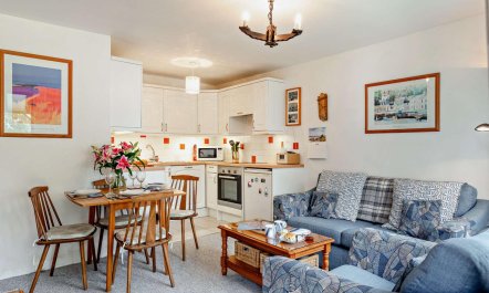 2 Bed in St. Keverne 3