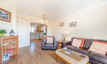 3 Bed in Broad Haven 4