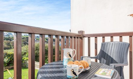 3 Bed in Broad Haven 1