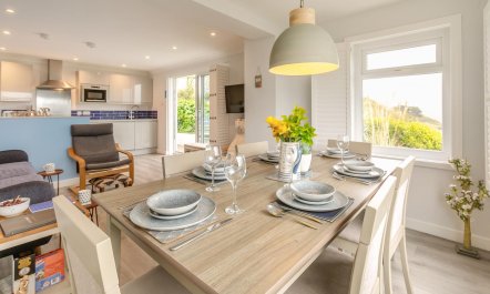 3 Bed in Newquay