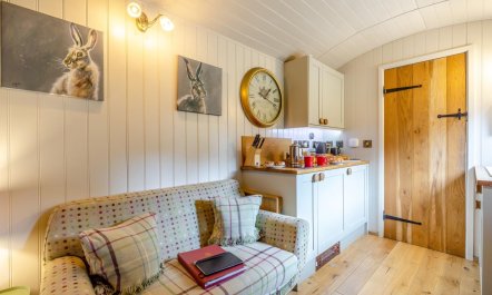 1 Bed in Eyam 5