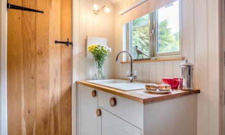 1 Bed in Eyam 6