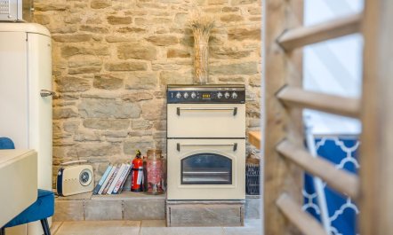 1 Bed in Wheathill 7