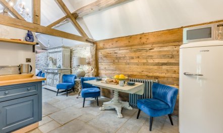 1 Bed in Wheathill 9