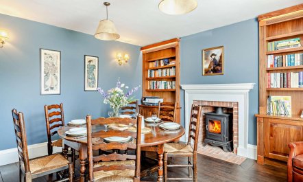 3 Bed in Burton Bradstock 4