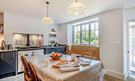 3 Bed in Burton Bradstock 8