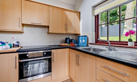 2 Bed in Loveston 6